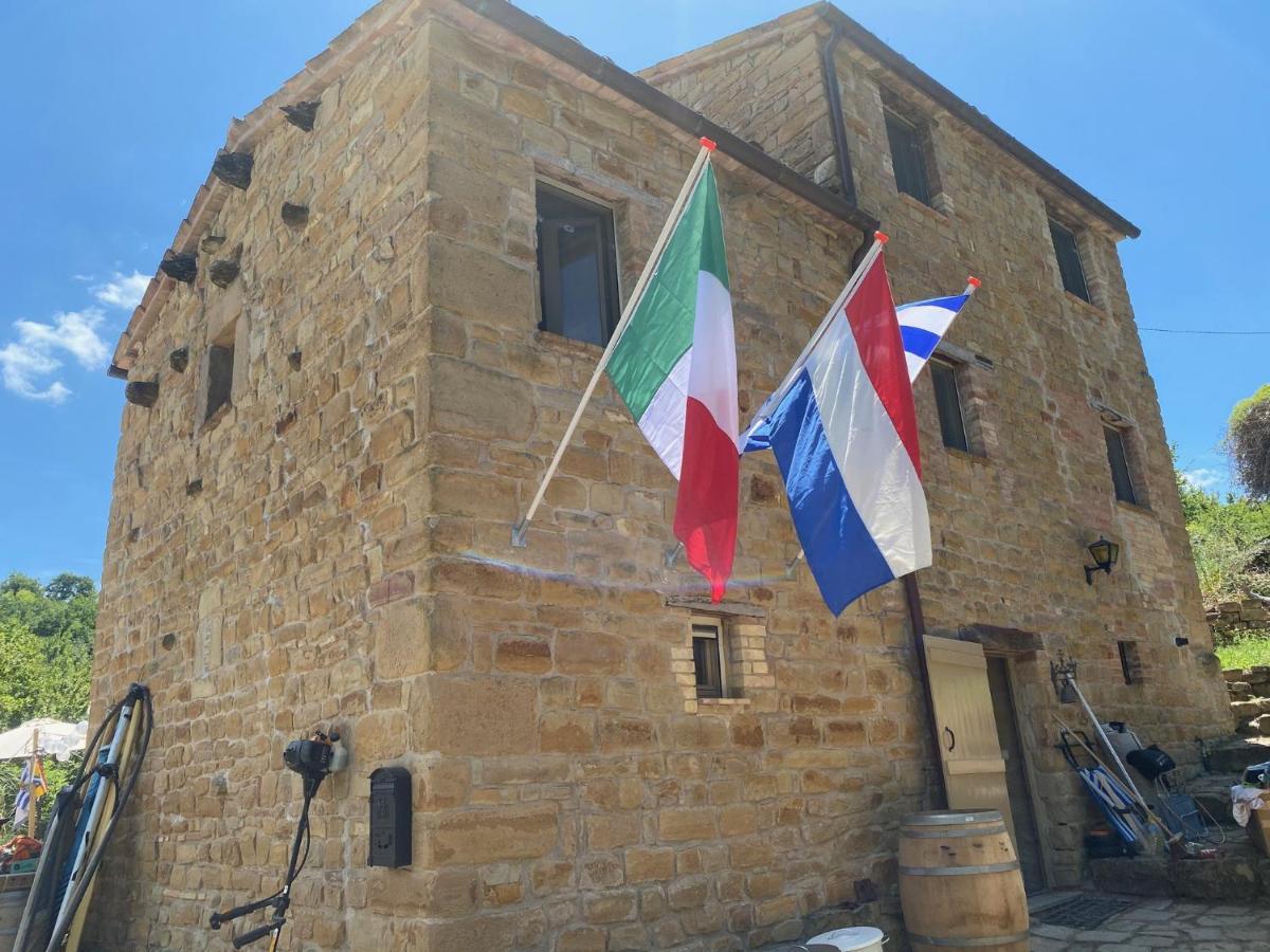 Casa Al Fondo Bed & Breakfast Gualdo di Macerata Luaran gambar